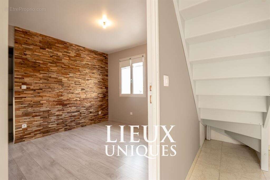 Maison à PRUNAY-CASSEREAU