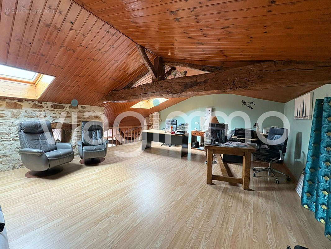Maison en vente à terme libre 9 pièces 414 m2 - photo 8
