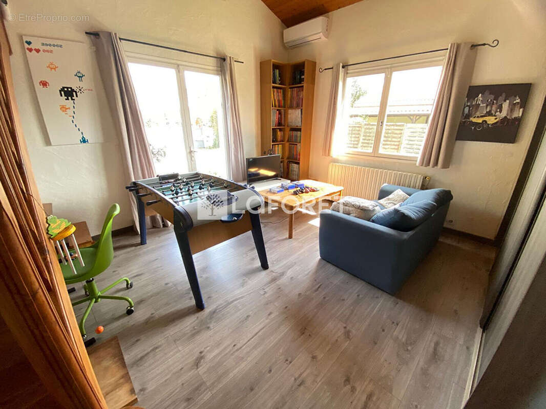 Maison à MARTIGNAS-SUR-JALLE