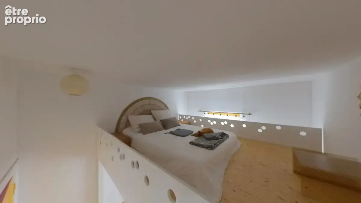 Échoppe de charme avec piscine et dépendance - photo 10