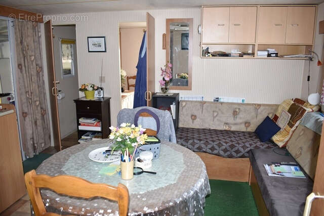 Terrain à SAINT-GEORGES-D&#039;OLERON