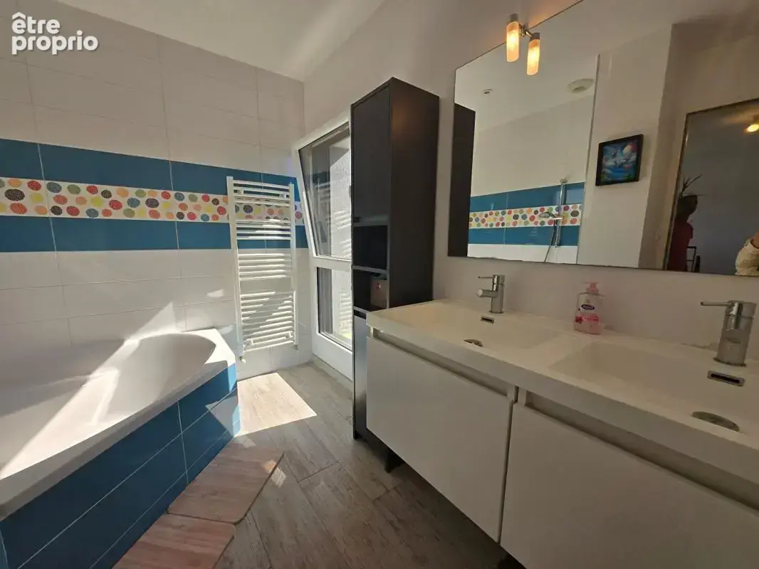 Maison Sainte Helene 4 pièce(s) - photo 5