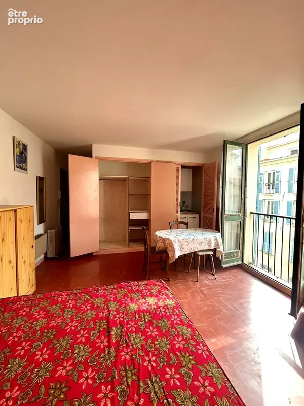 Vente studio en viager en plein centre ville d'ajaccio - photo 4