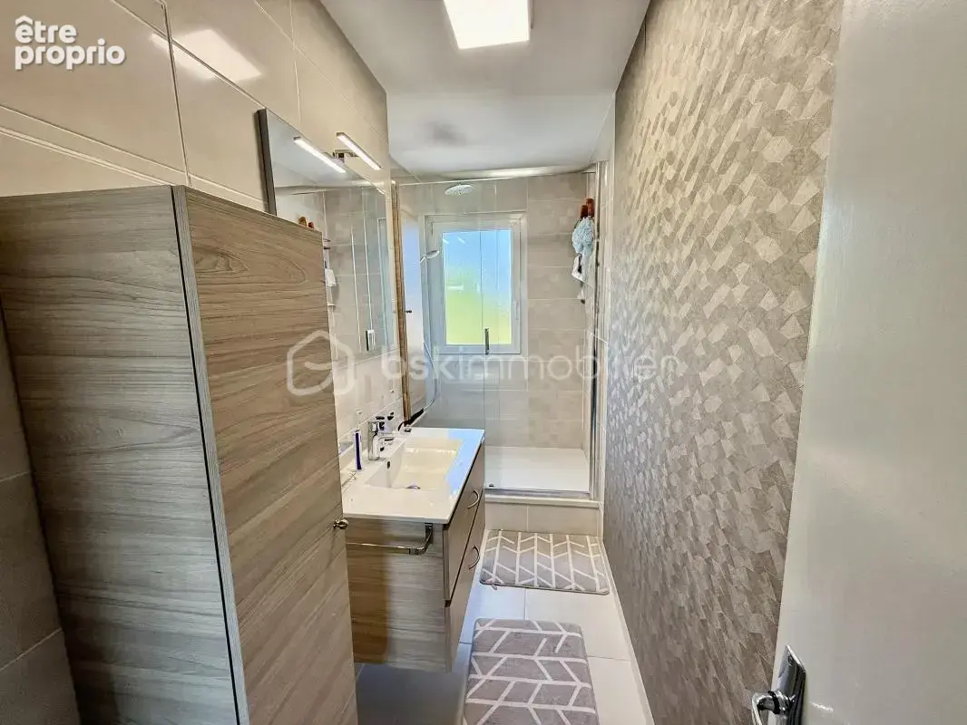 Appartement 4P 92m2 au 3ème et dernier étage dans une petite copropriété avec balcon à 10 minutes des plages - photo 4