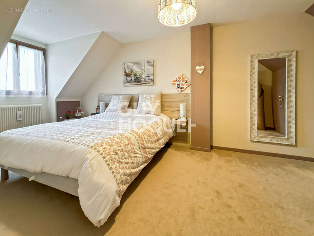 Maison à LA HOUSSAYE-EN-BRIE