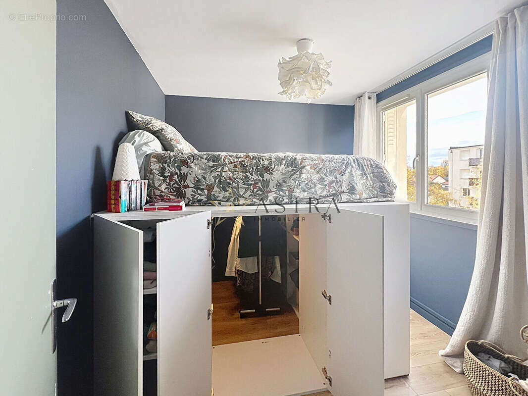 Appartement à CHATENAY-MALABRY