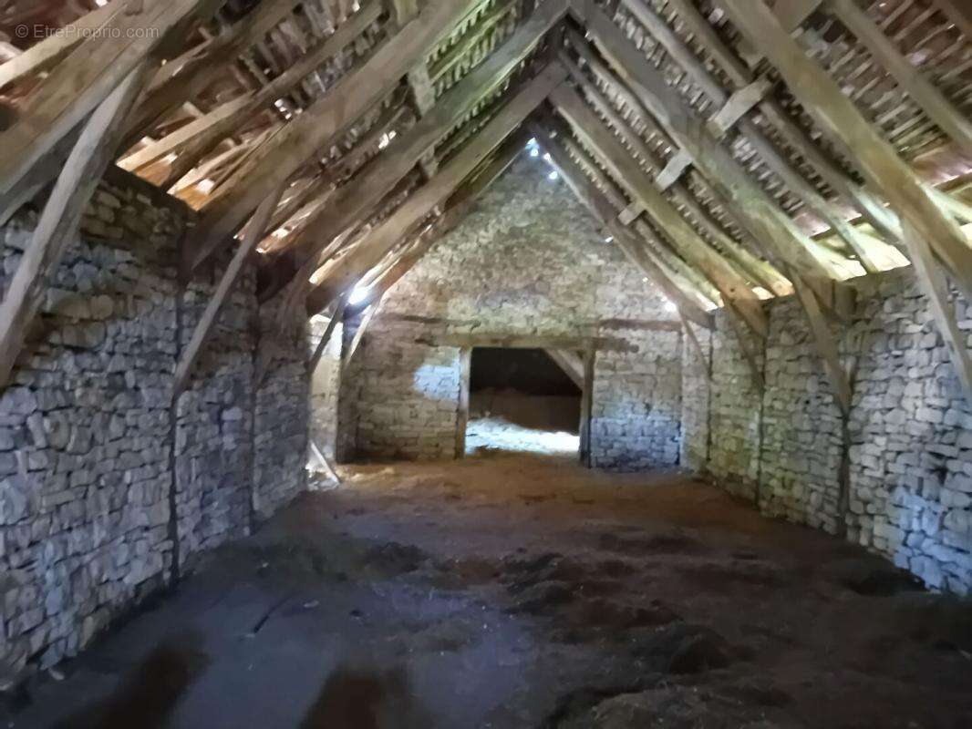 Maison à VAILHOURLES