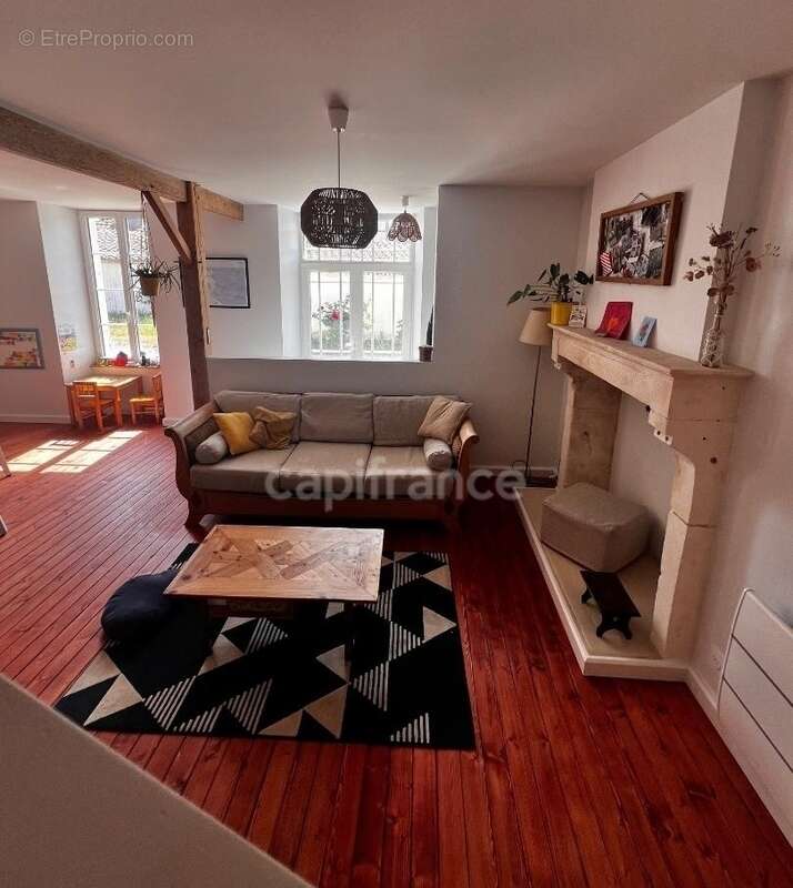 Maison à BERNAY-SAINT-MARTIN