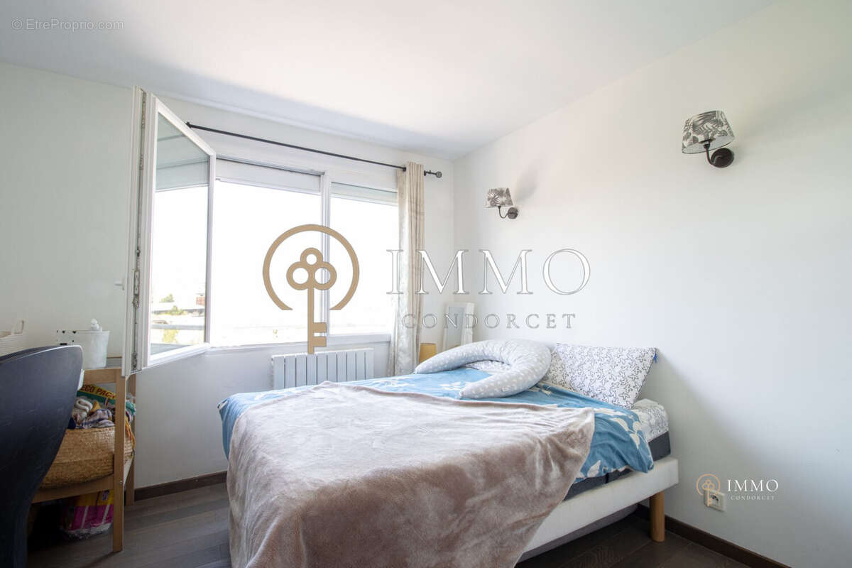 Appartement à BOURG-LA-REINE