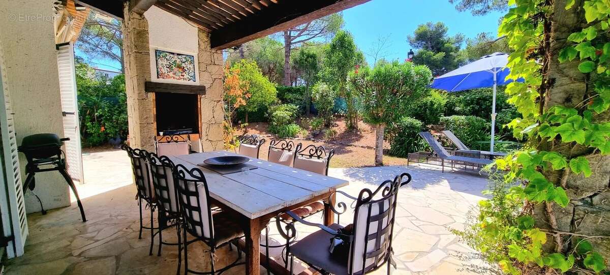 Maison à VILLENEUVE-LOUBET