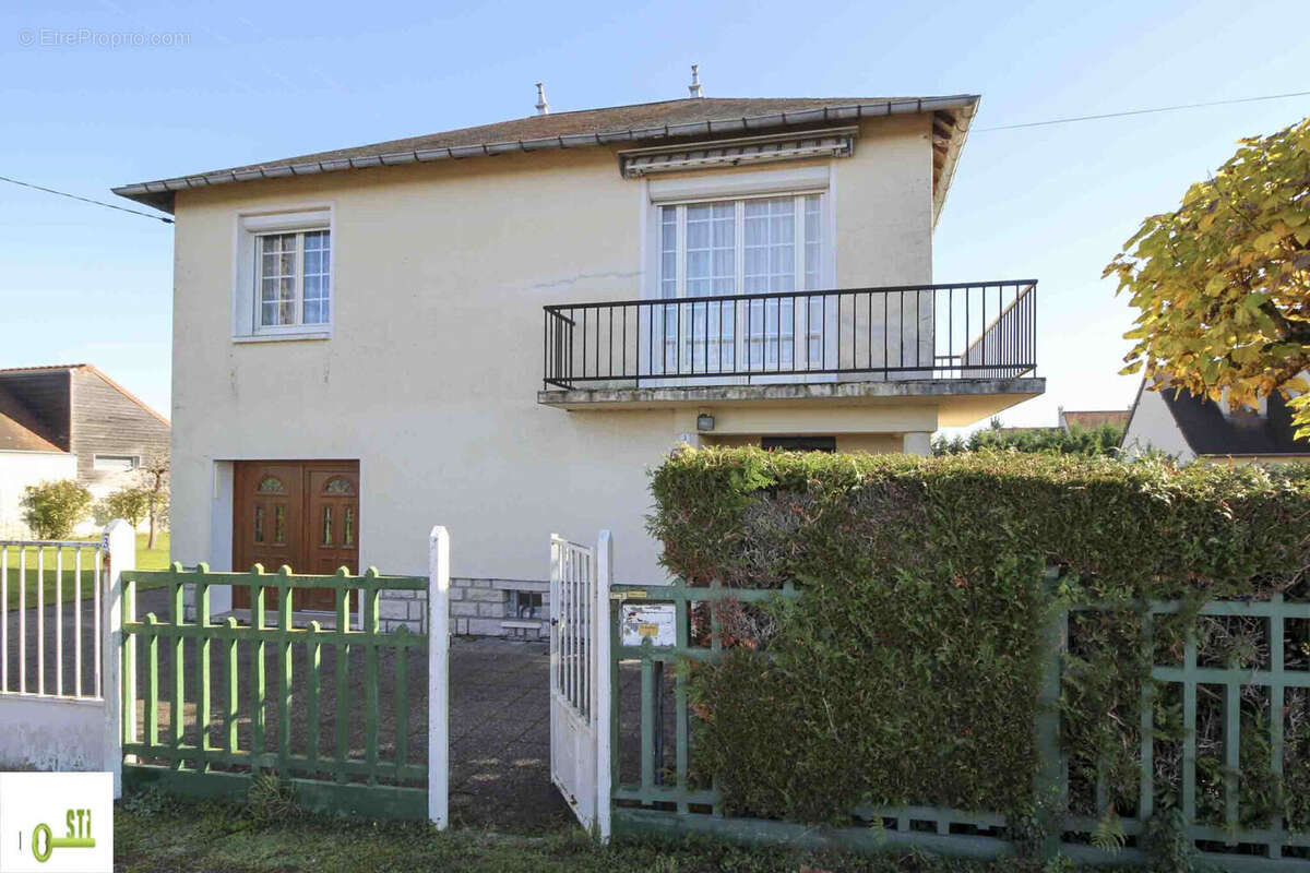 Photo 2 - Maison à CHATILLON-COLIGNY