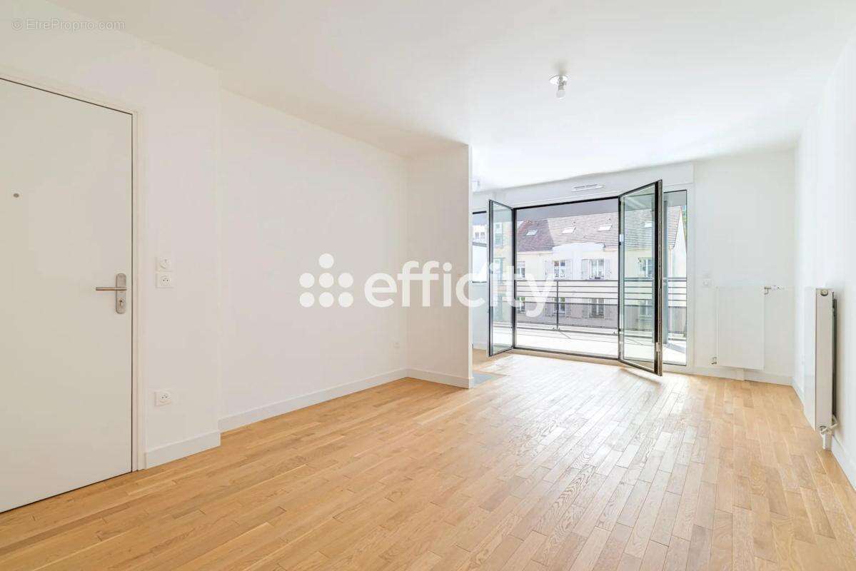 Appartement à ISSY-LES-MOULINEAUX