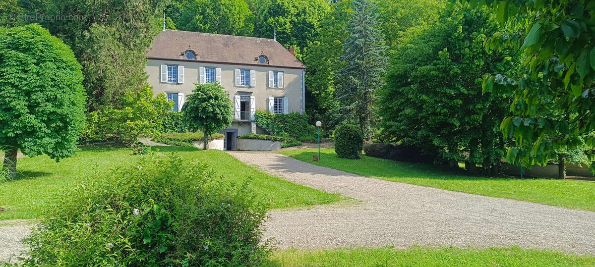 Maison à VICHY