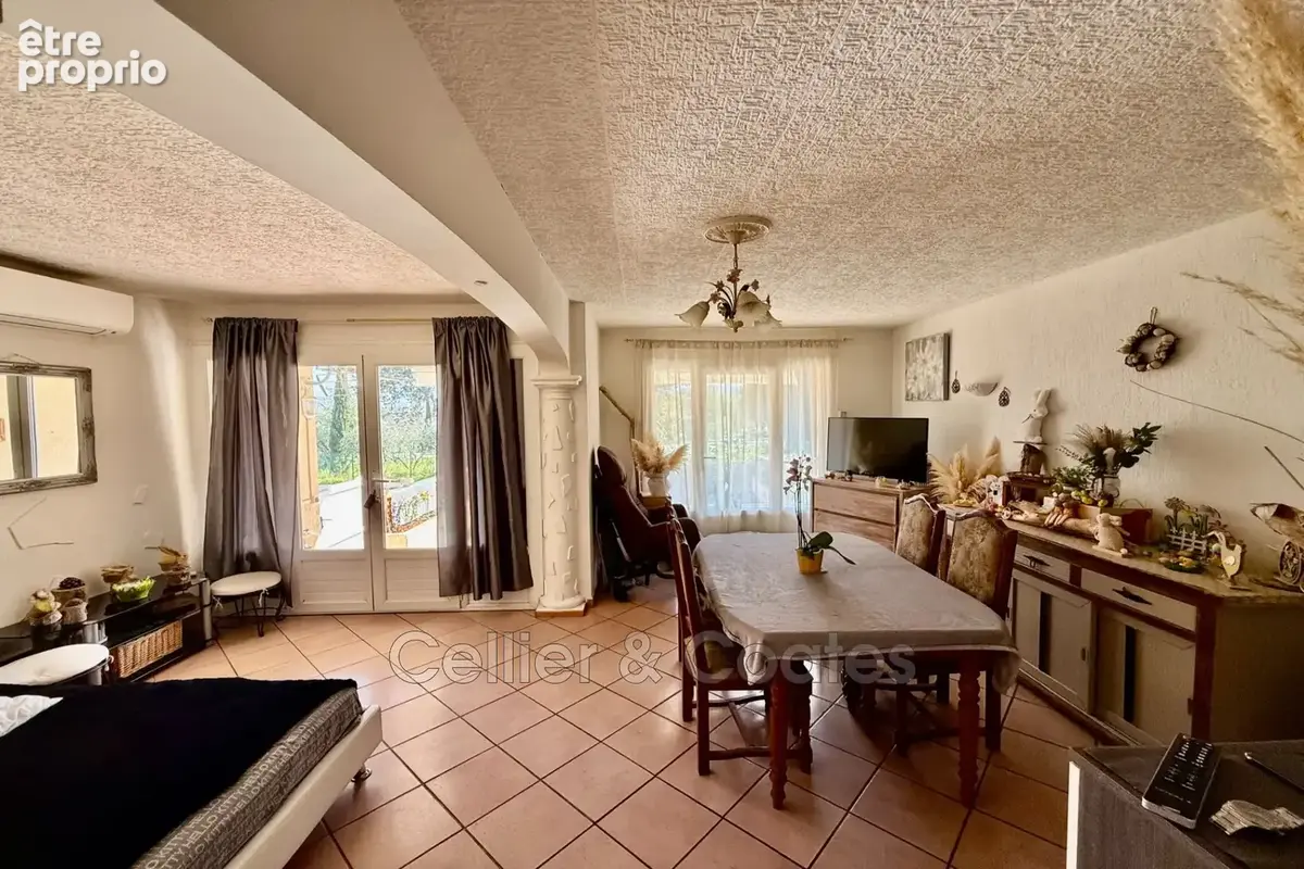 Appartement 65 m² à Bormes-Les-Mimosas  - photo 4