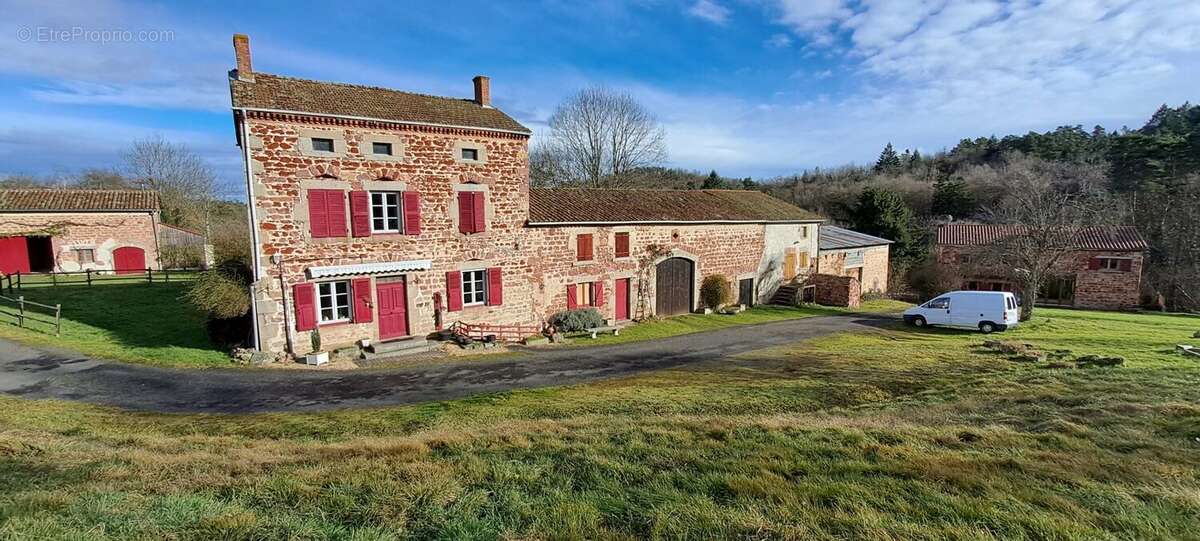 Maison à ESTANDEUIL