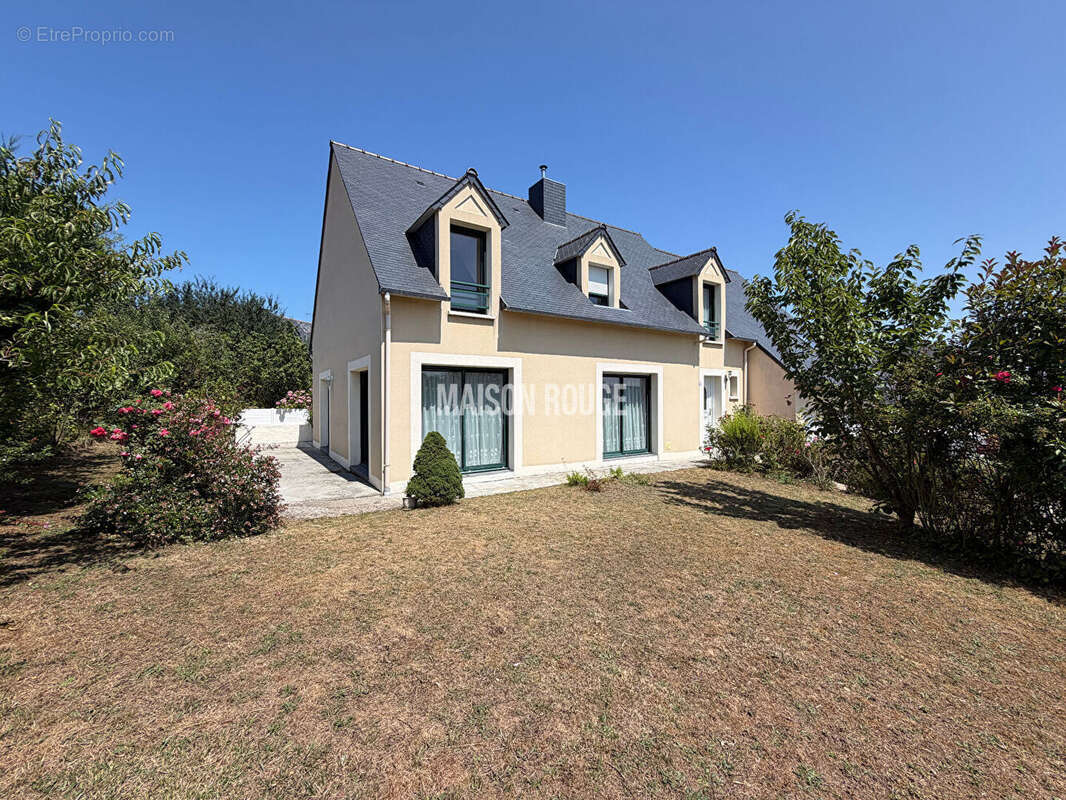 Grande maison familiale à Hénanbihen. - photo 20