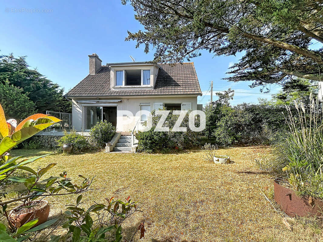 Maison à BREHAL