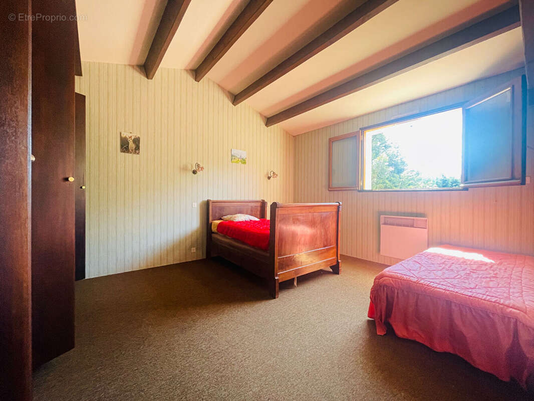 Maison à COMMEQUIERS