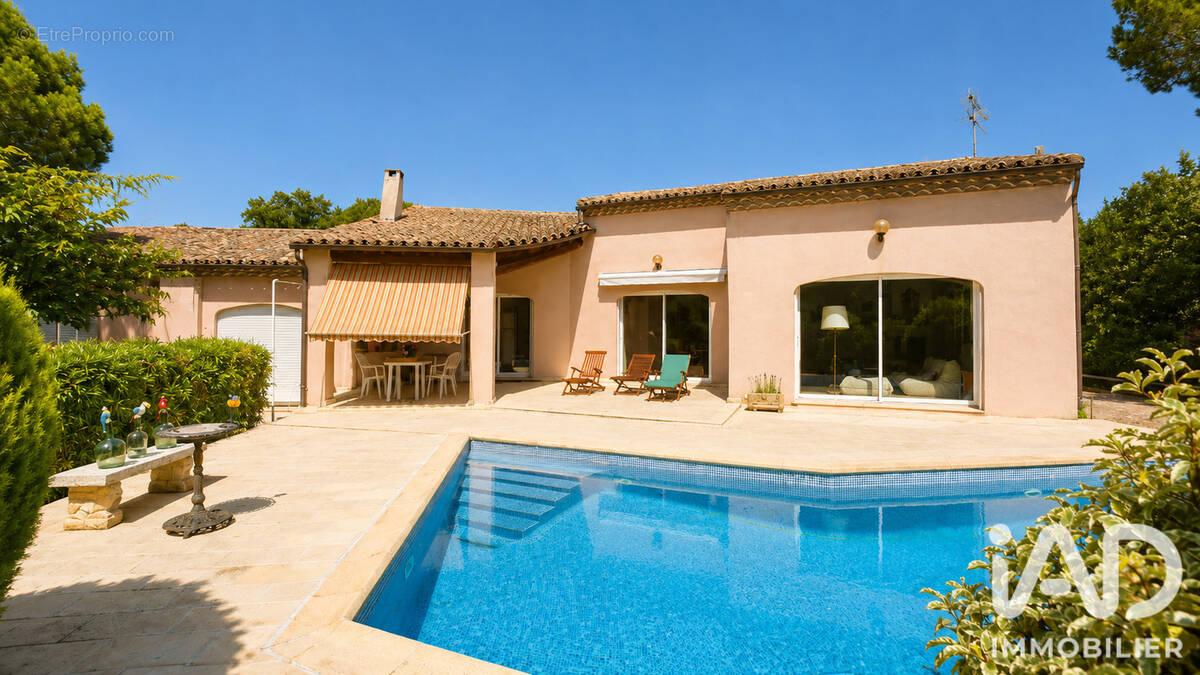 Photo 1 - Maison à NIMES