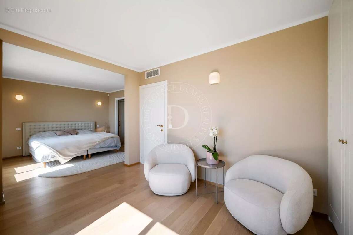 Appartement à VILLEFRANCHE-SUR-MER