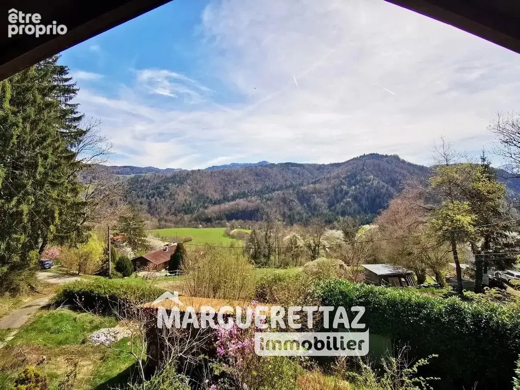 Lumineuse maison familiale à rénover, grand terrain, zéro vis à vis,  calme, belle vue dégagée - photo 16