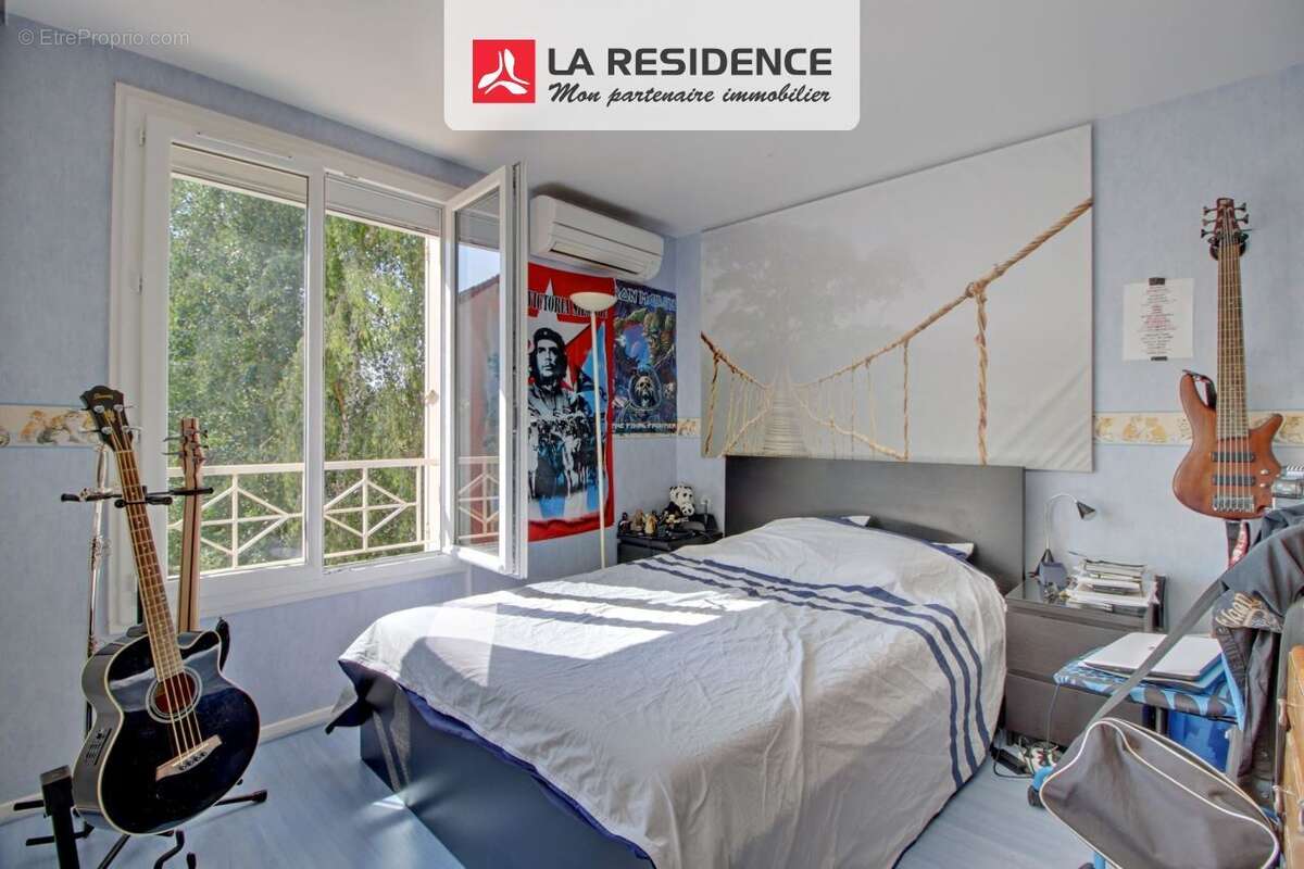 Maison à VERNEUIL-SUR-SEINE