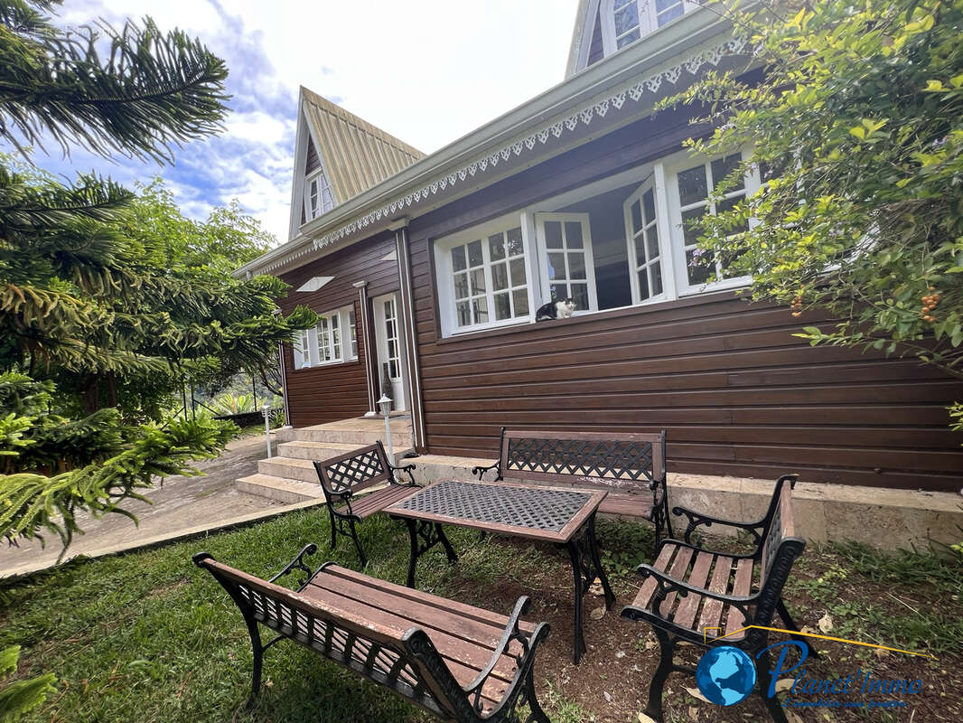 Maison à LA POSSESSION