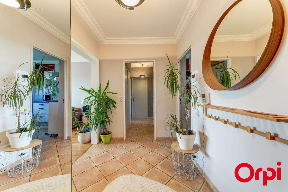 Appartement à CALUIRE-ET-CUIRE