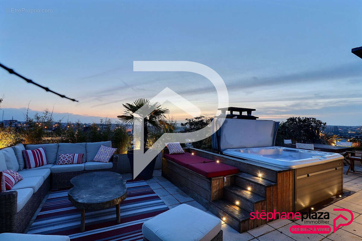 Appartement à SARTROUVILLE