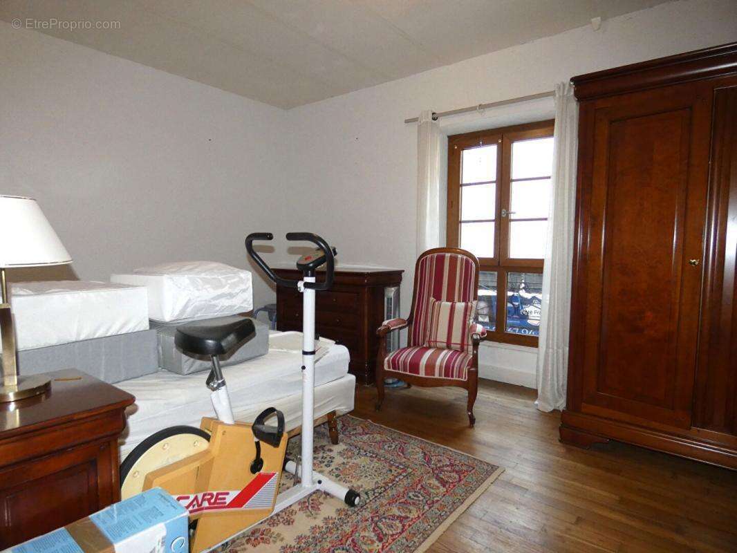 Maison à CORGNAC-SUR-L&#039;ISLE