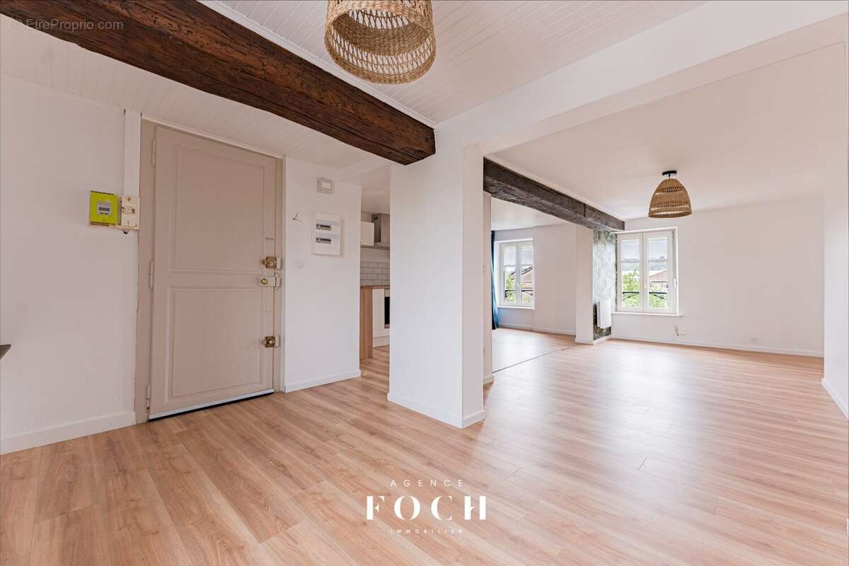 Appartement à SAINT-NICOLAS-DE-PORT