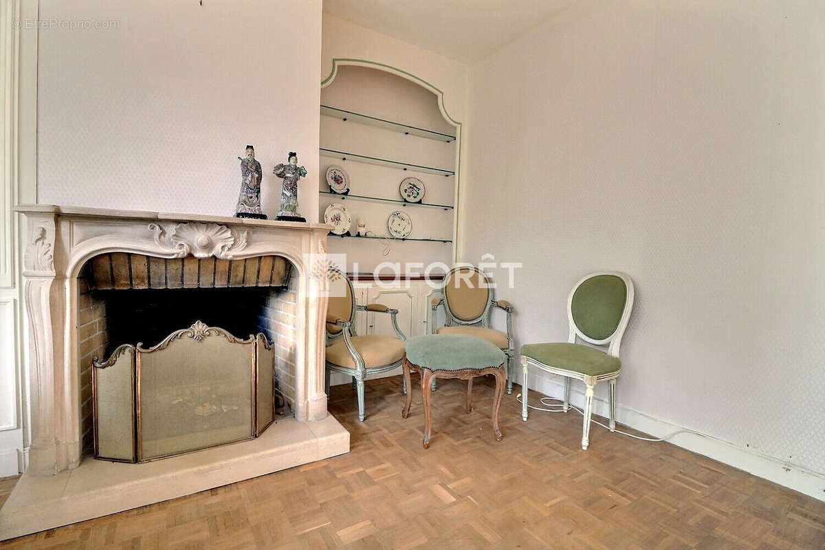 Appartement à RUEIL-MALMAISON