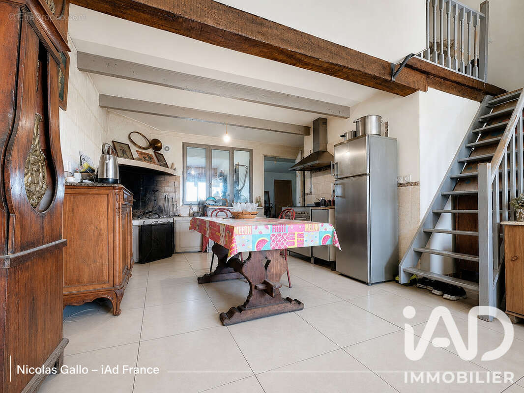 Maison 115 m² à Targon  - photo 6