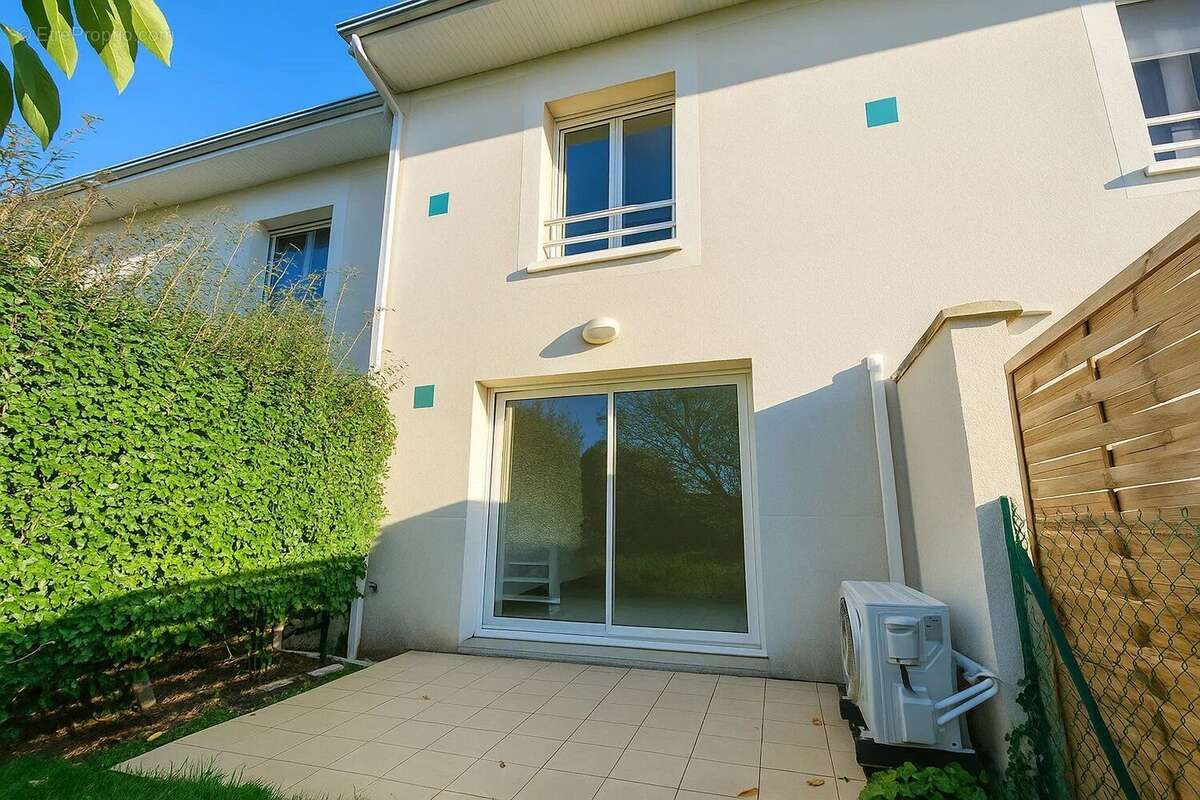 Maison à VILLENEUVE-SUR-LOT