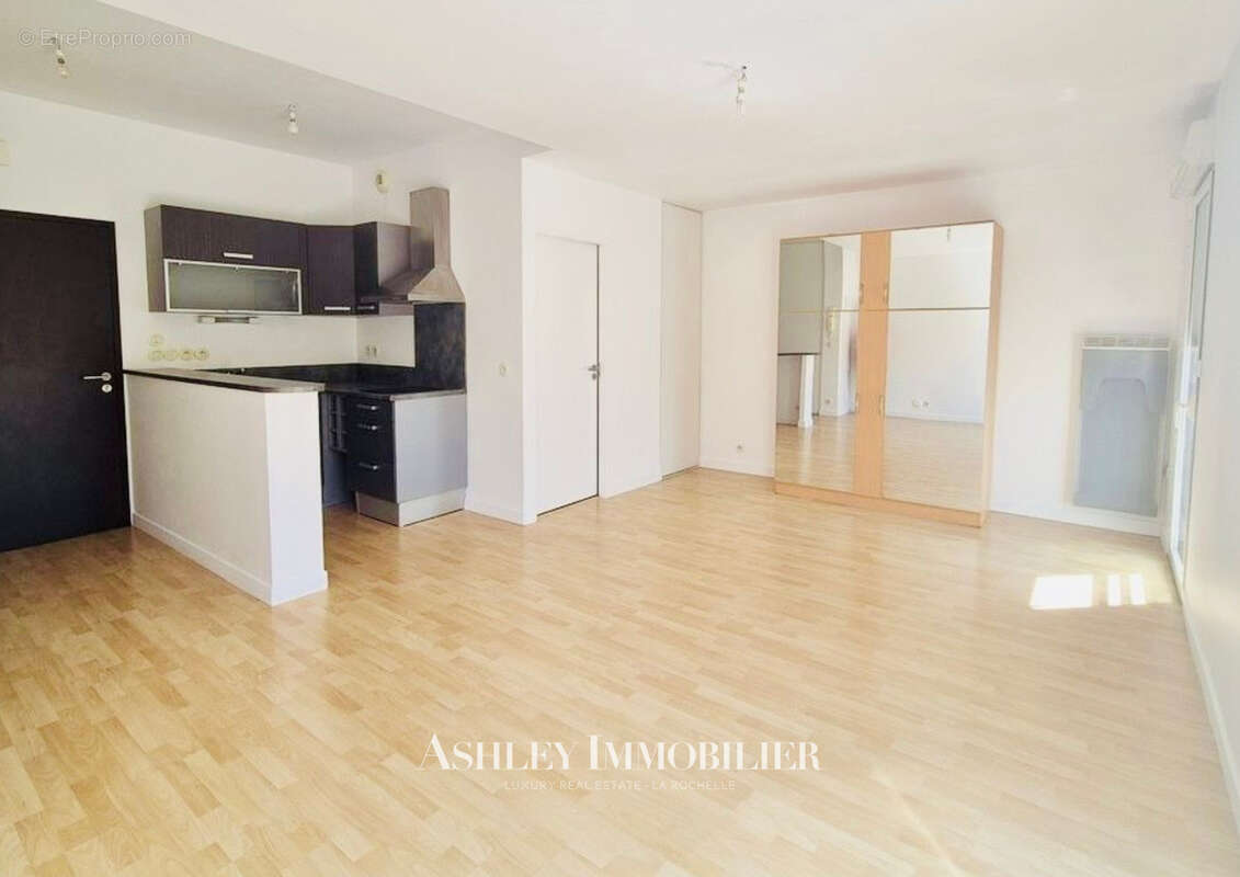 À vendre -  appartement type t1 bis - la rochelle quartier saint-éloi - photo 3