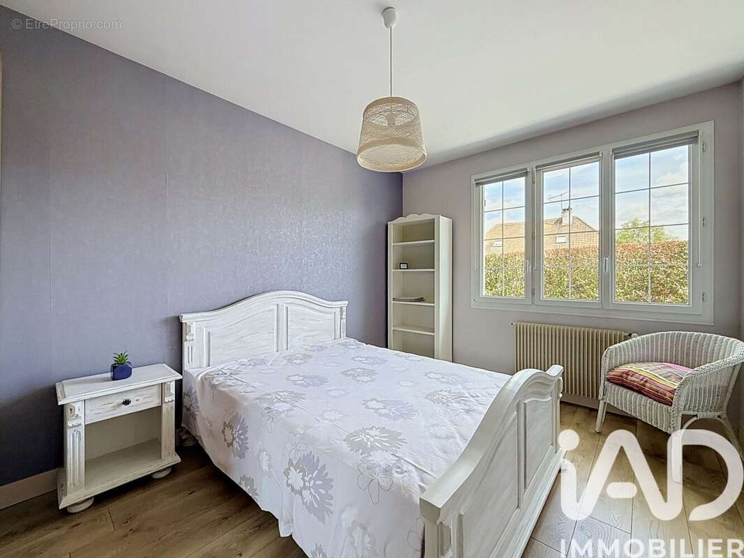 Photo 5 - Maison à NOGENT-LE-ROI