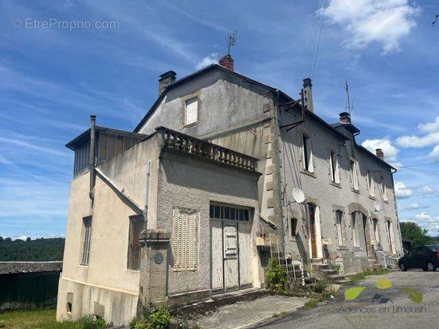 Appartement à TREIGNAC