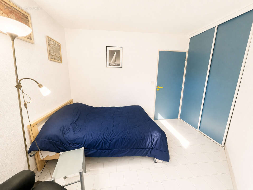 EXCLUSIVITÉ : 2 pièces en rez-de-jardin avec cave dans le quartier du Golf - photo 6
