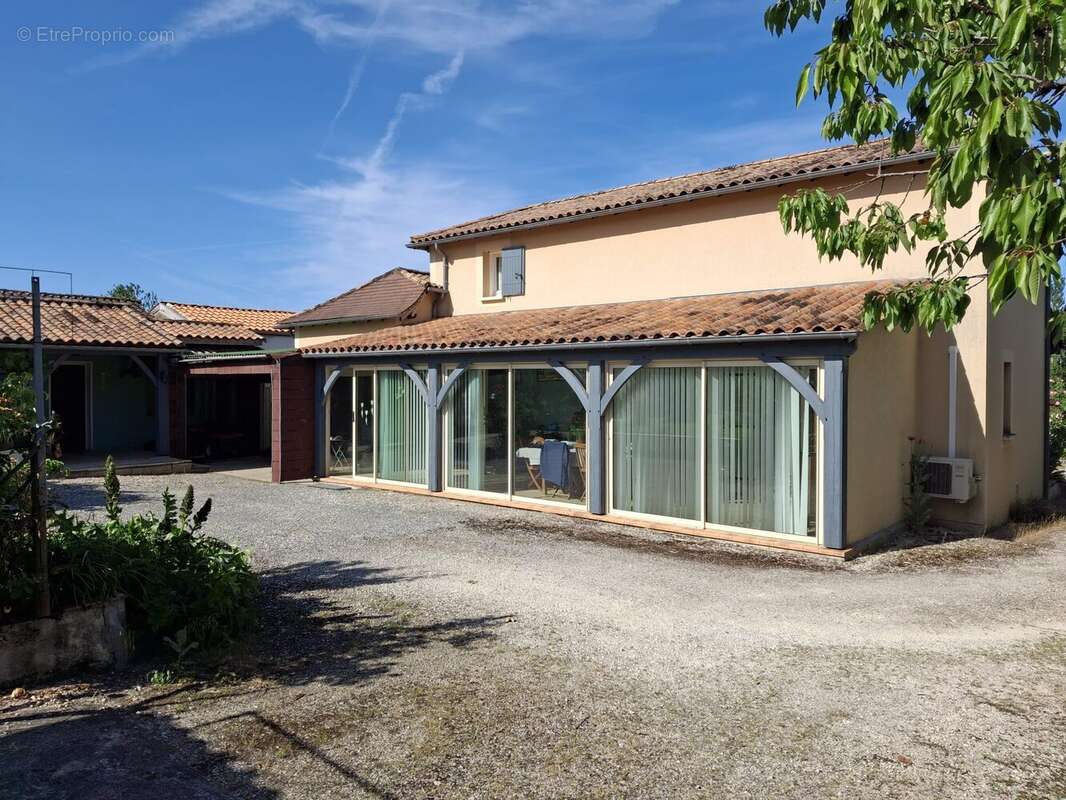 Maison à ISSIGEAC