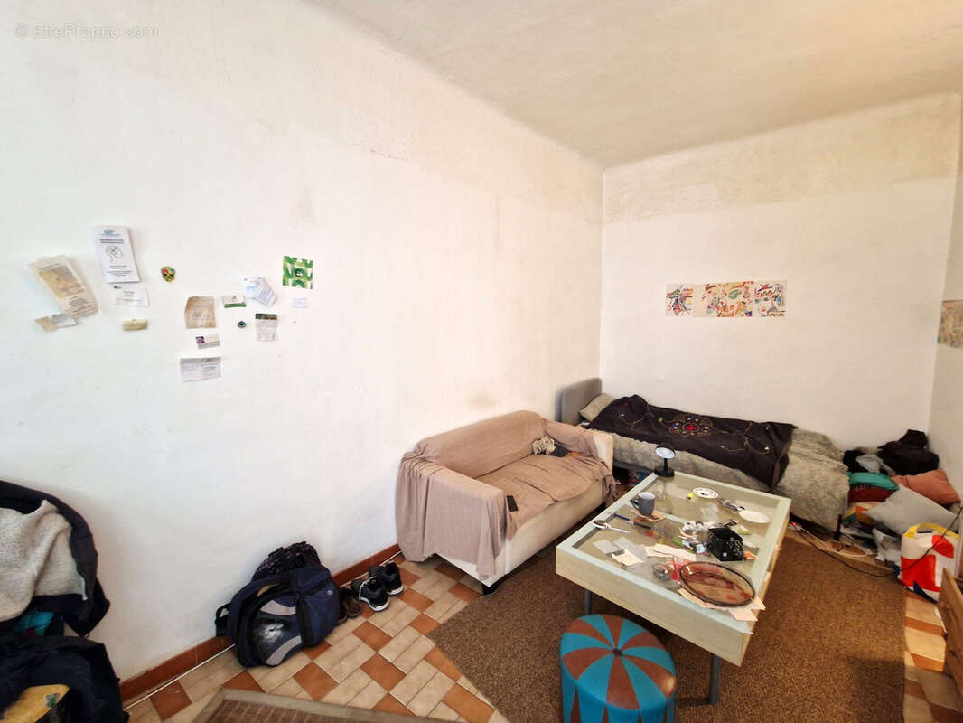 Immeuble locatif (2 studios et 1 T2) - photo 7