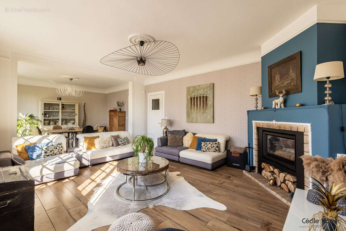 Maison à GONDECOURT