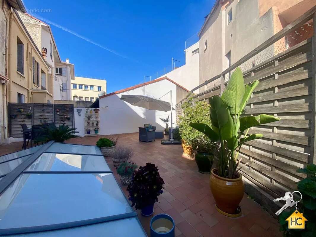 Appartement à CANNES