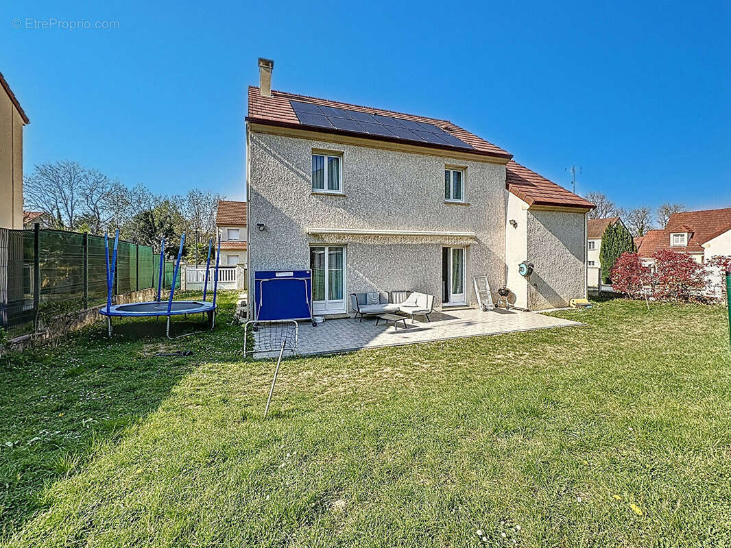 Maison à NANTEUIL-LES-MEAUX