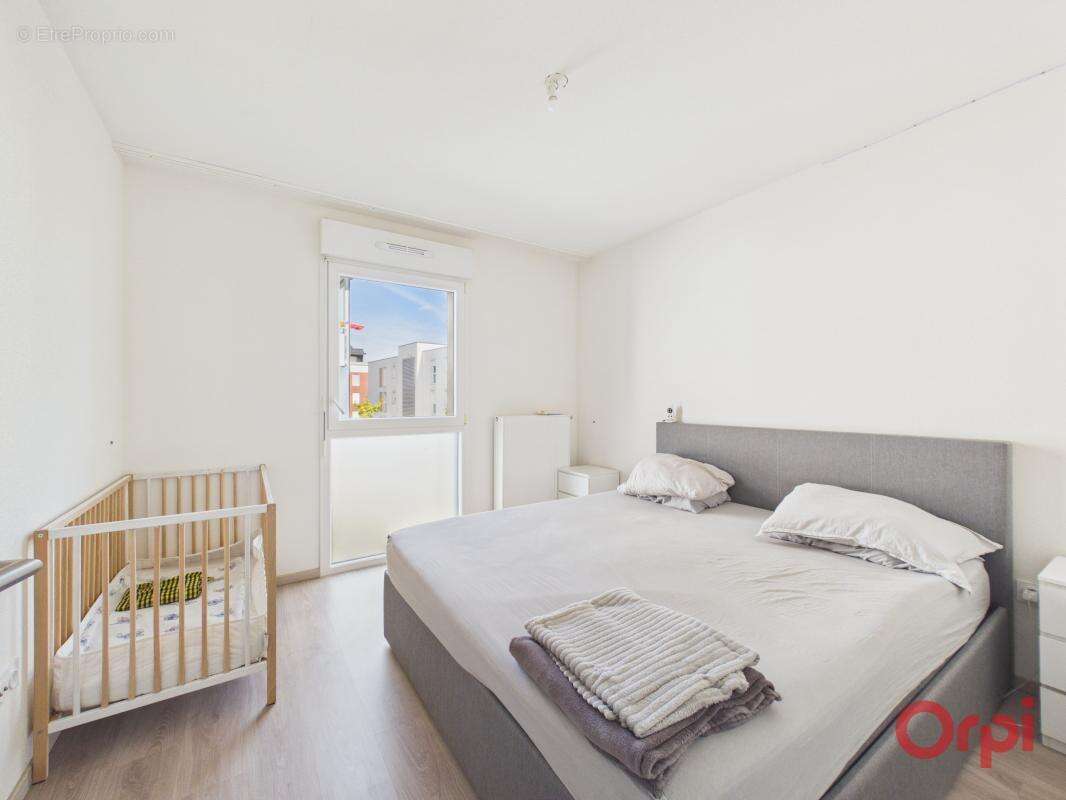 Appartement À Vendre - photo 3