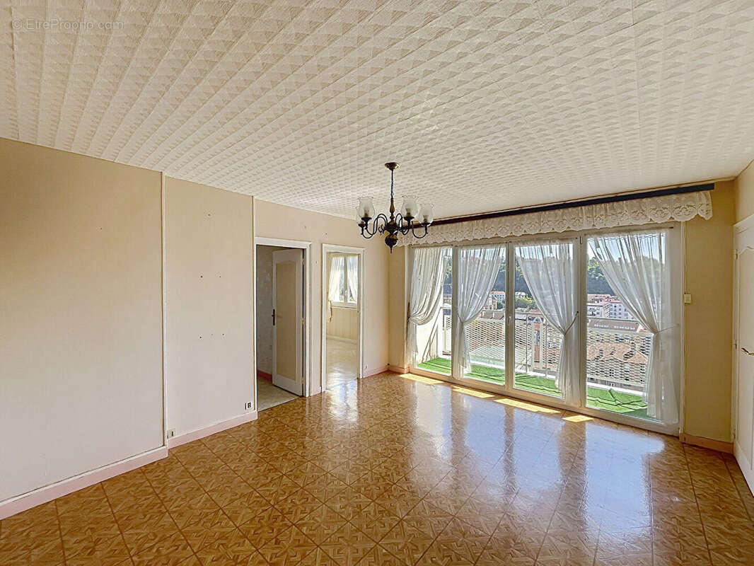 Appartement Epinal 4 pièce(s) 71.18 m2 - photo 2
