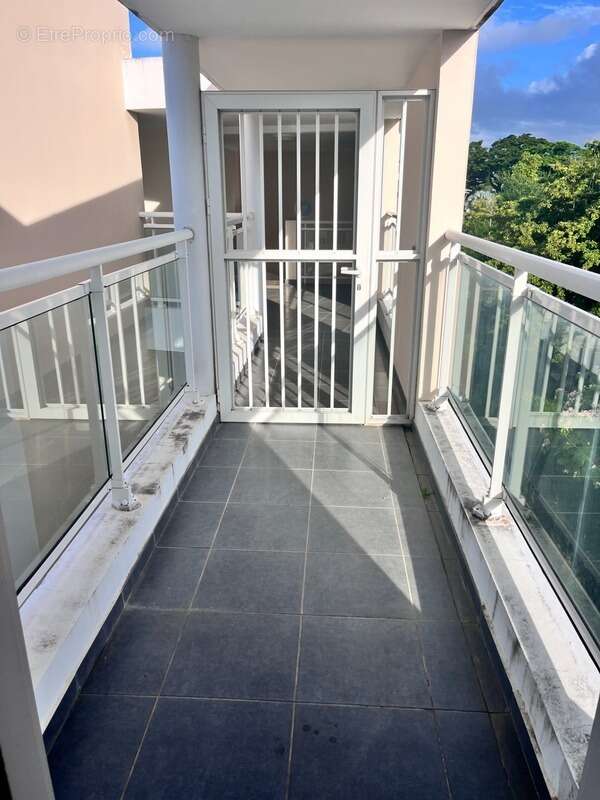 Appartement à SAINT-DENIS
