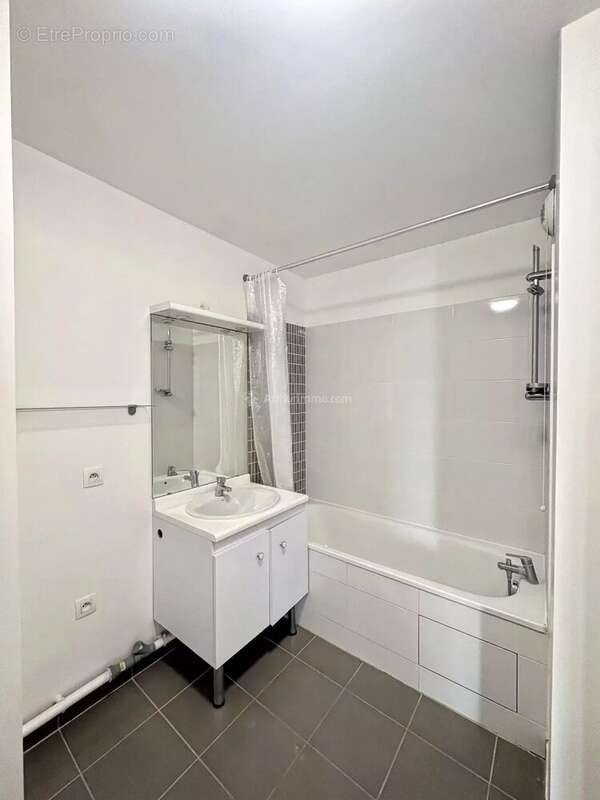 Appartement à SERRIS
