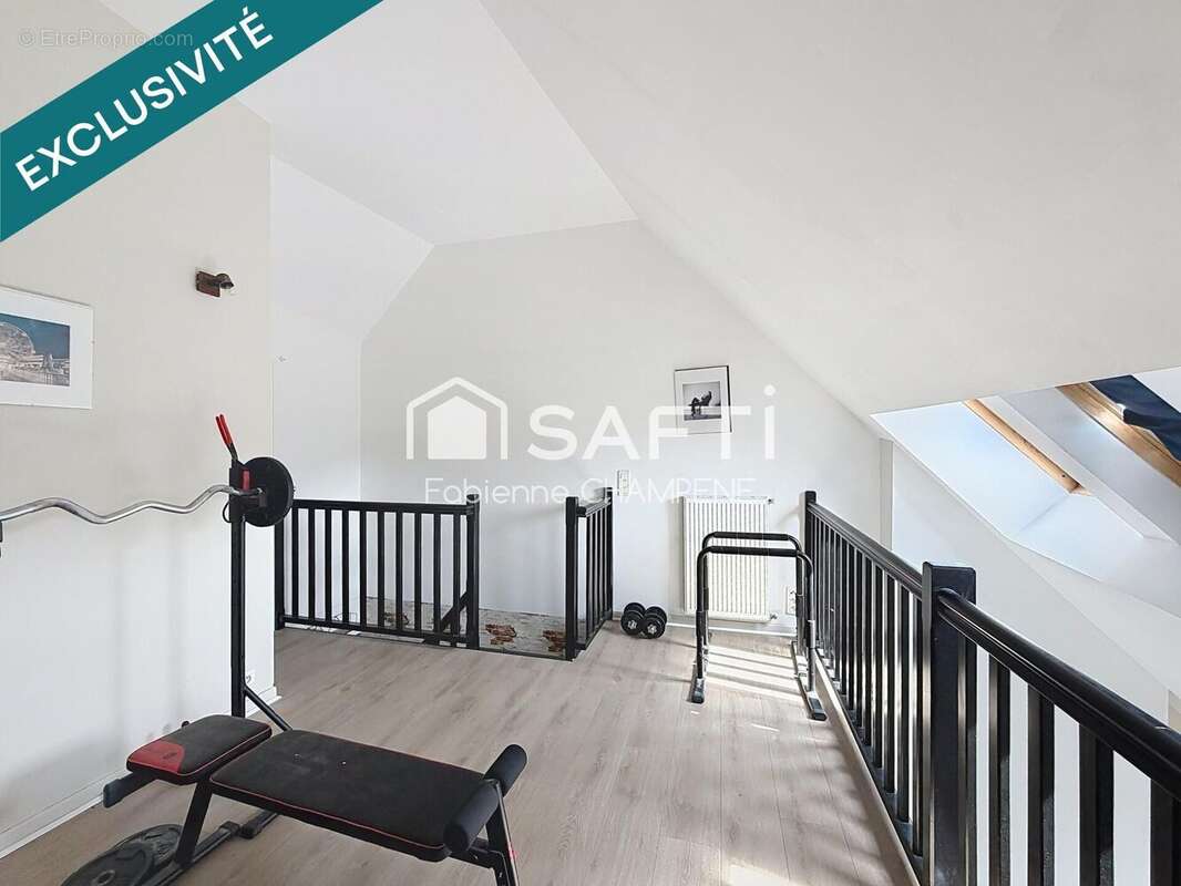 Photo 7 - Appartement à LONS-LE-SAUNIER