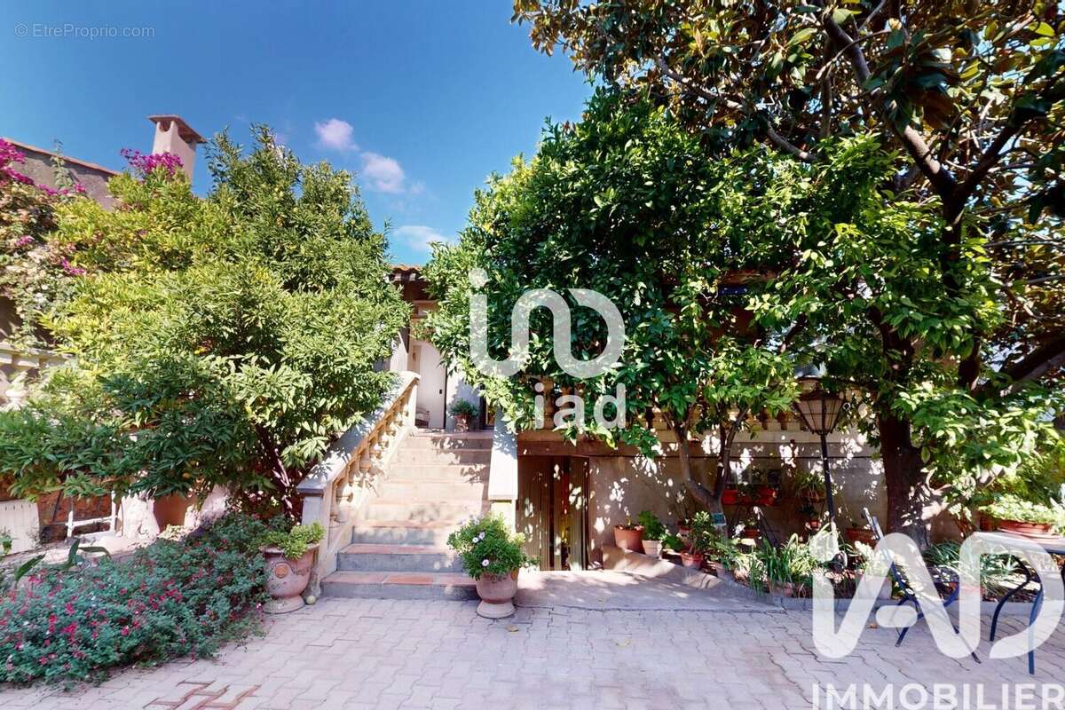 Photo 2 - Maison à PUISSALICON