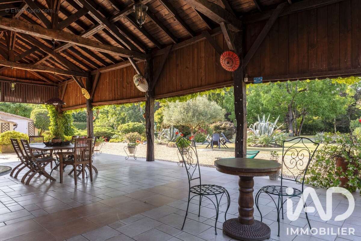 Photo 8 - Maison à IZON
